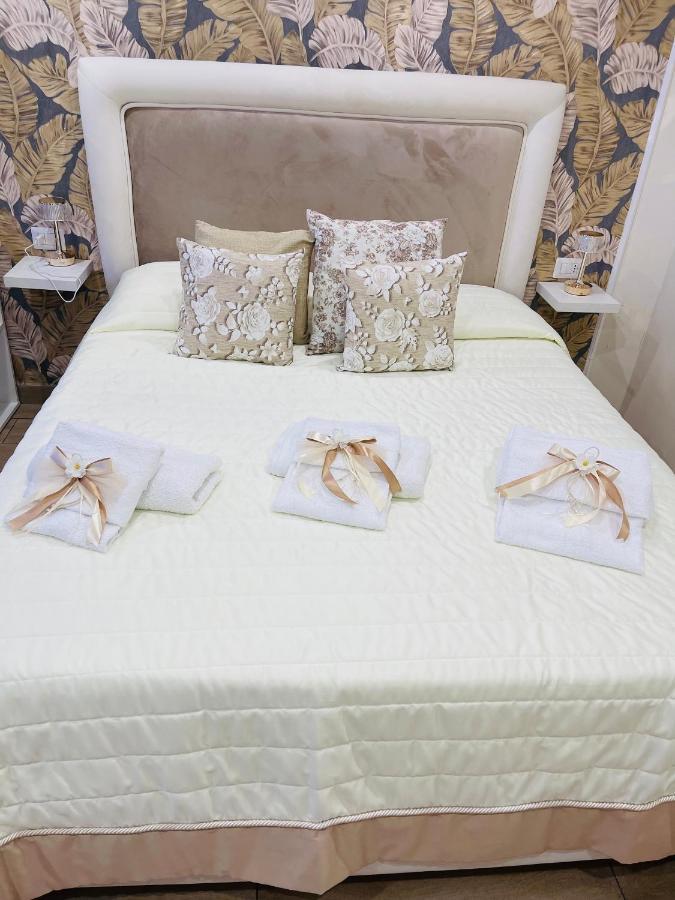 La Dimora Dei Sogni Sedil Capuano Home Suite Neapel Exteriör bild